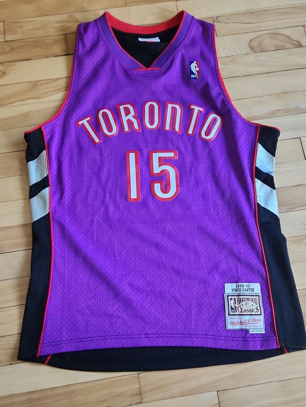 Mitchell & Ness Toronto Purple Vince Carter #15 Jersey
